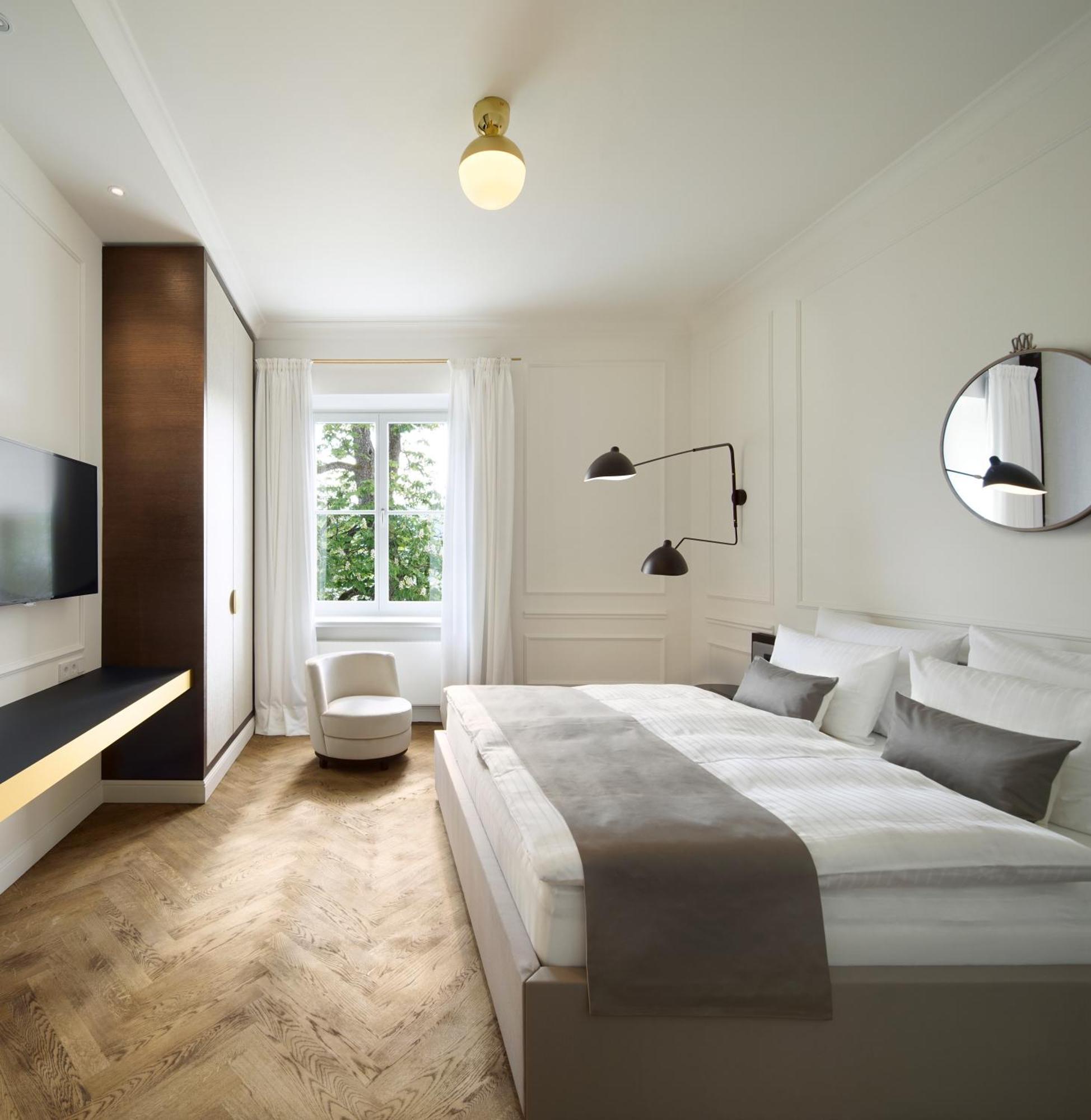 Das Tegernsee Eksteriør bilde A room at the Hotel Axelmannstein